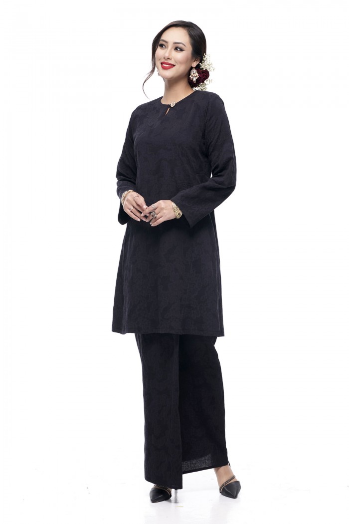 Klasik Kurung Pahang Mawar (Black)