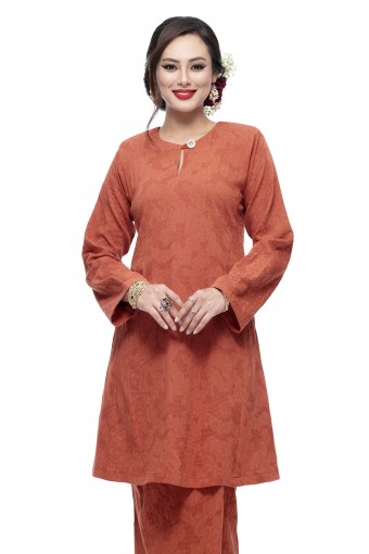 Klasik Kurung Pahang Mawar (Burnt Orange)