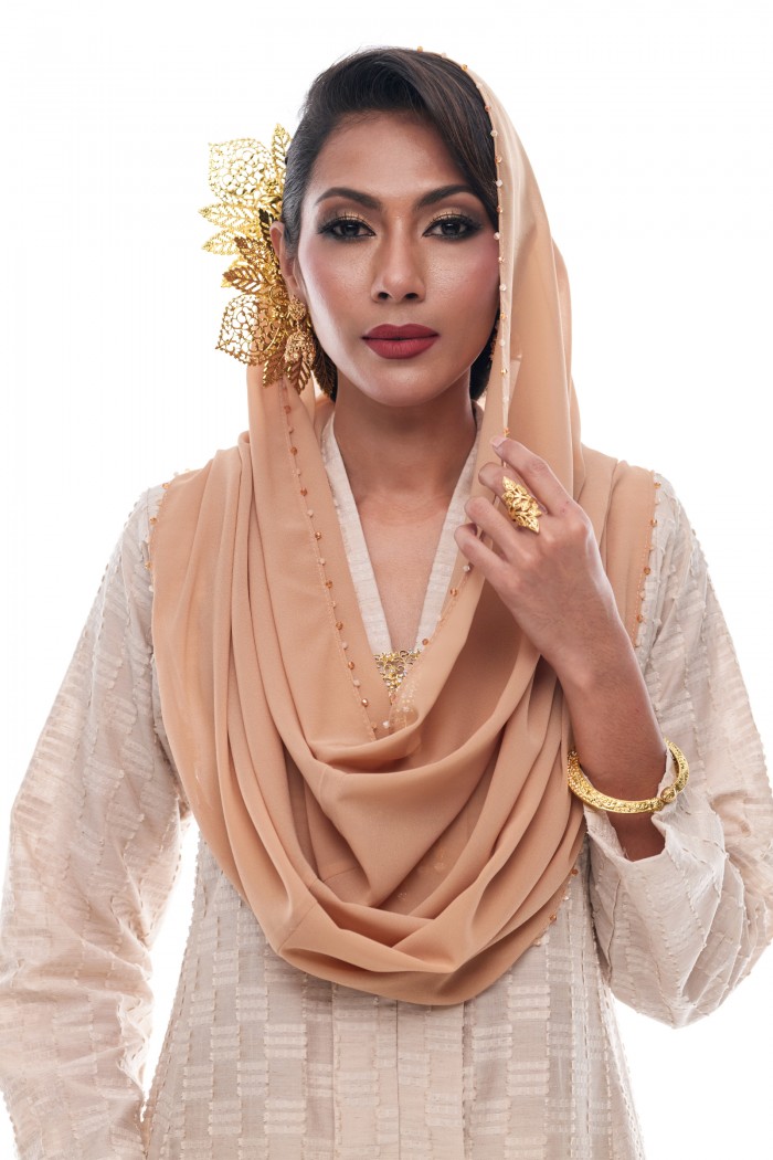 Anggun - Exclusive Instant Shawl Beaded (Light Brown)