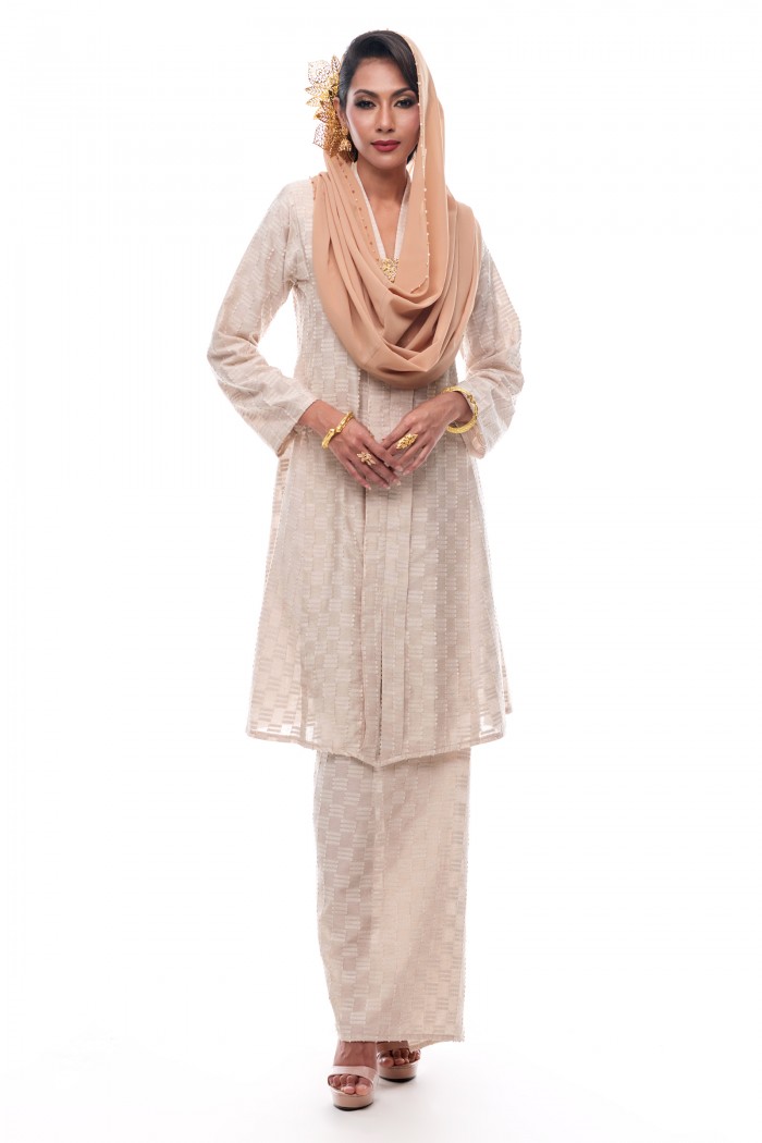 Anggun - Exclusive Instant Shawl Beaded (Light Brown)