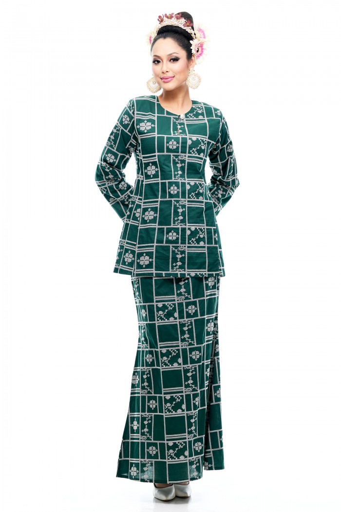 Kurung Kedah Gusti Dewi (Emerald Green)