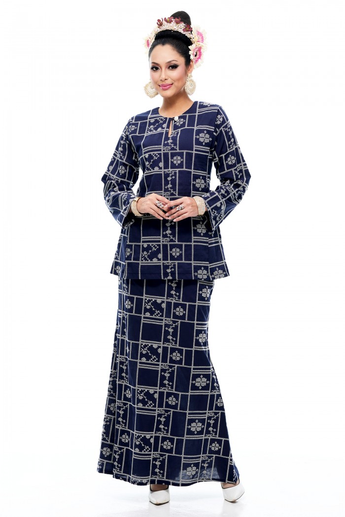 Kurung Kedah Gusti Dewi (Navy Blue)