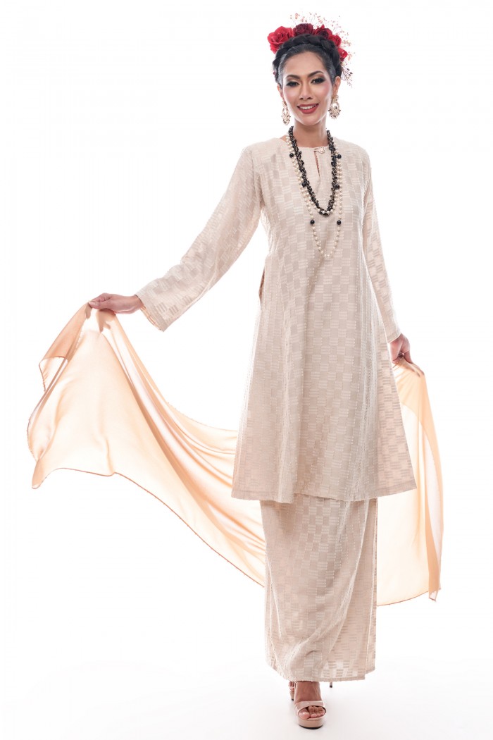 Jelita - Exclusive Long Beaded Shawl (Light Brown)